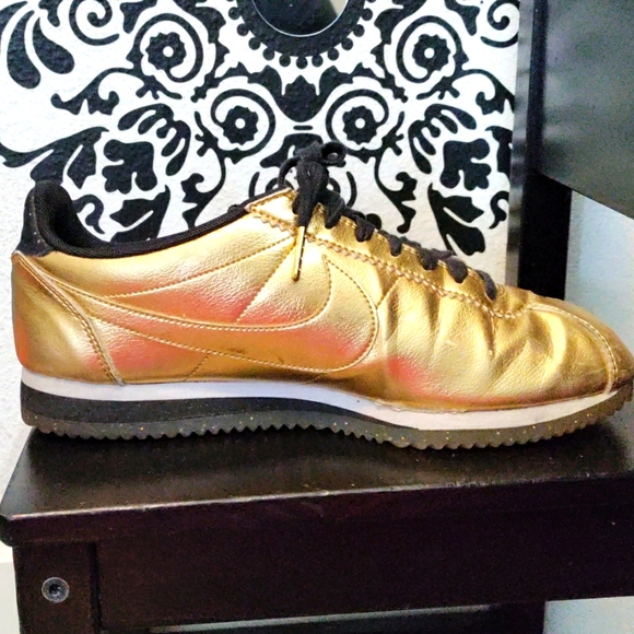 Nike Classic Cortez Metallic Gold Women's Size 9 - Picture 5 of 5